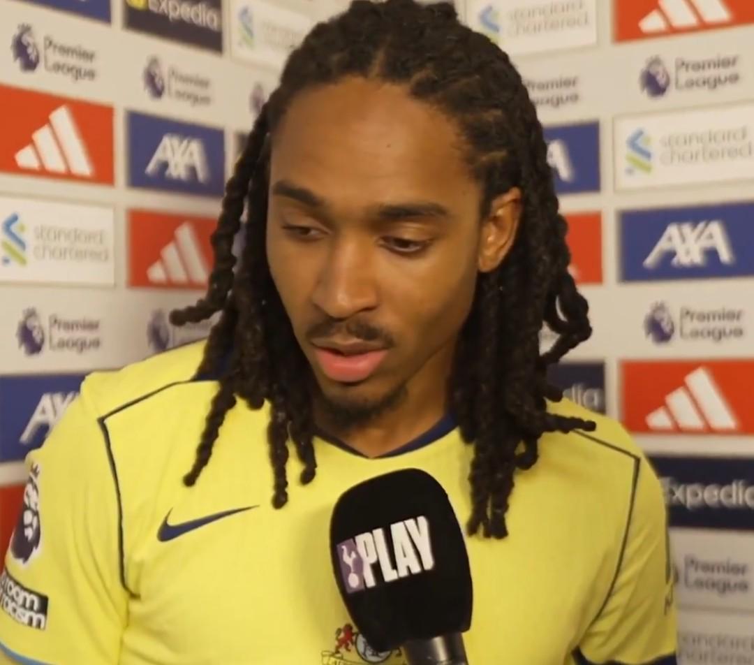 九游官方网站-斯彭斯：战平利物浦是一分关键积分，我们必须保持斗志